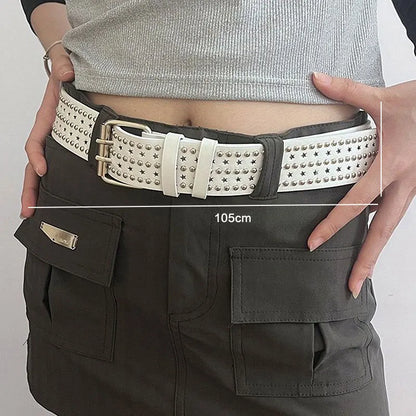 Cinturón punk de cuero con balas y remaches huecos. Ajustable, estilo rock gótico para un look audaz y rebelde.