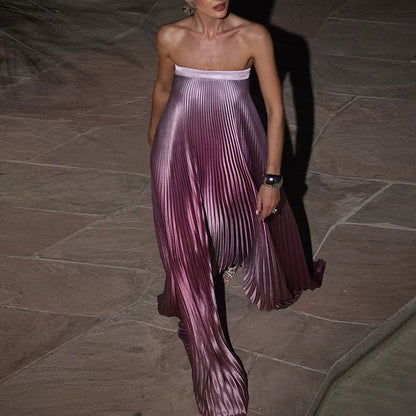 ✨ Vestido largo elegante para mujer ✨ Diseño sin mangas y con hombros descubiertos, efecto degradado y corte irregular. Con espalda descubierta y pliegues sofisticados, es perfecto para galas, eventos y noches especiales.