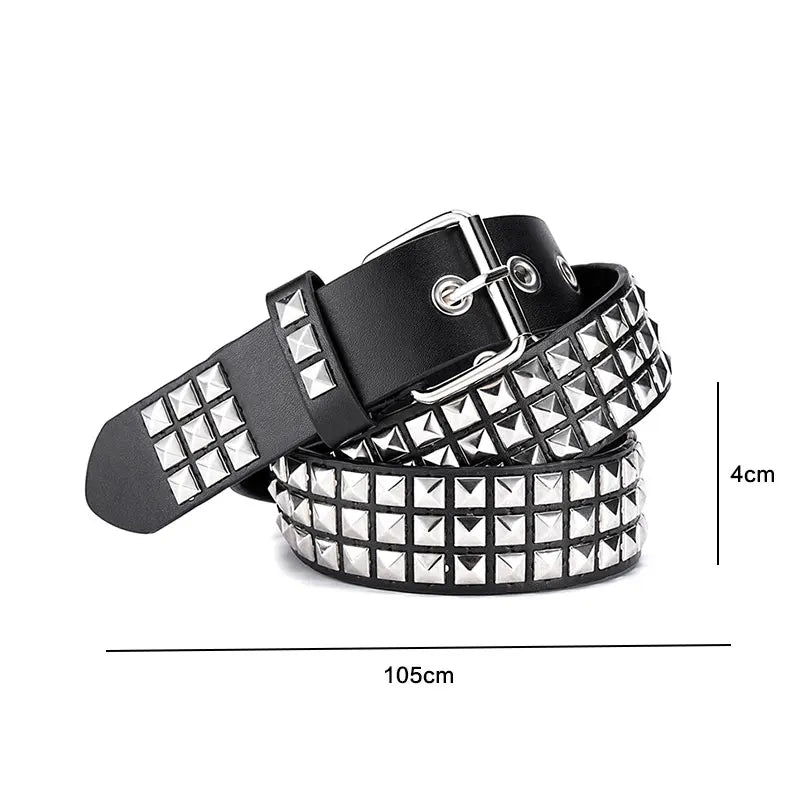 Cinturón punk de cuero con balas y remaches huecos. Ajustable, estilo rock gótico para un look audaz y rebelde.