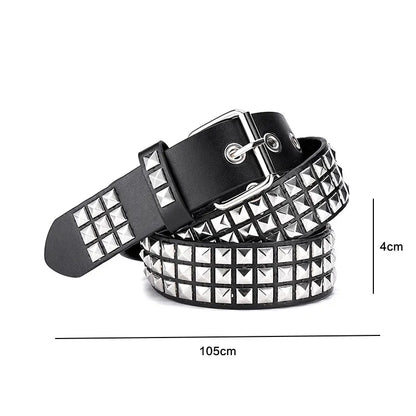 Cinturón punk de cuero con balas y remaches huecos. Ajustable, estilo rock gótico para un look audaz y rebelde.