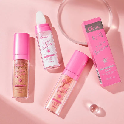 Polvo iluminador perlado que aporta brillo natural, define el contorno y realza todo el cuerpo.